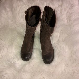 Clarks 8 M Dark Brown Moto Booties Pre Loved Condition